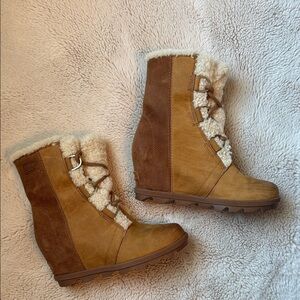SOREL Joan of Arctic Shearling 8